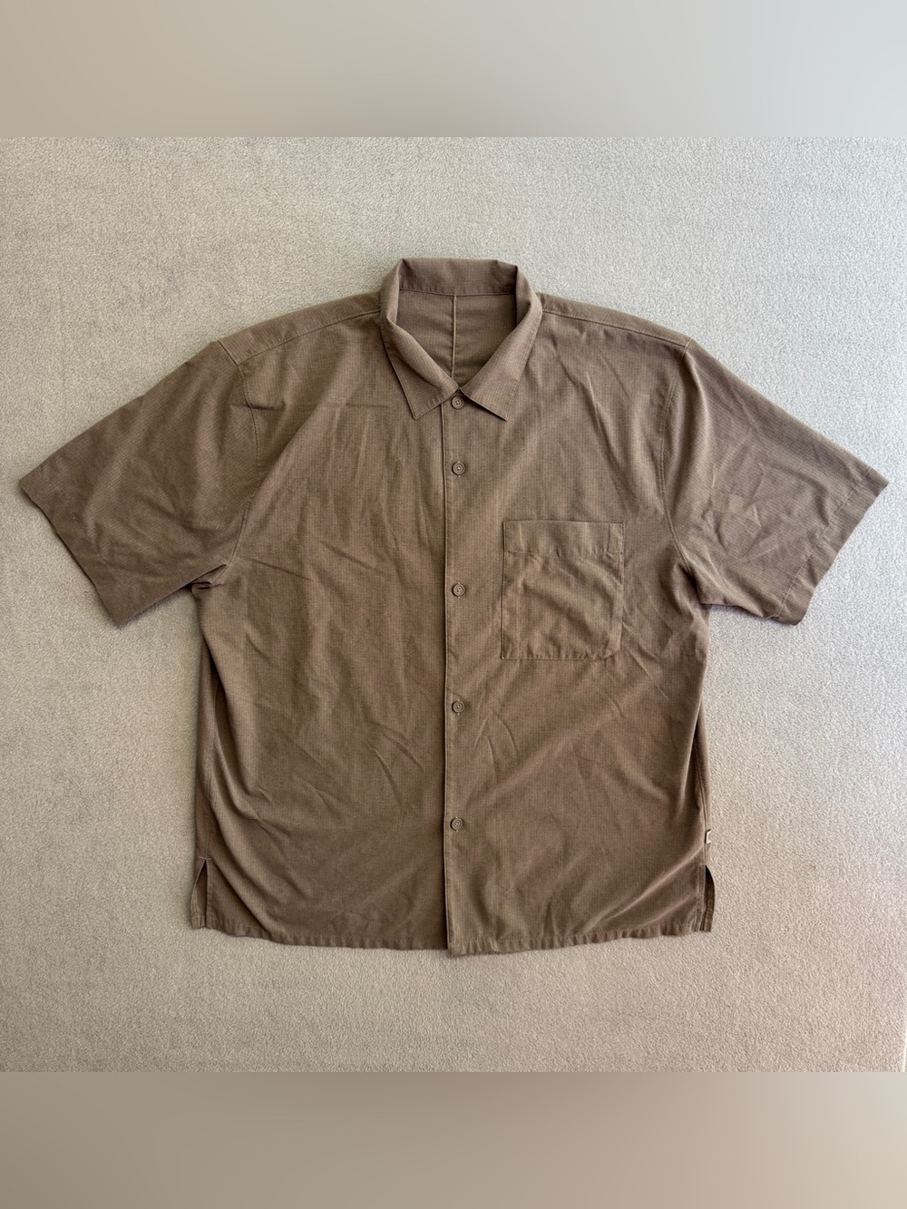 Lululemon Airing Easy Shirt Large Men's Green Short Sleeve Button Up Comfort